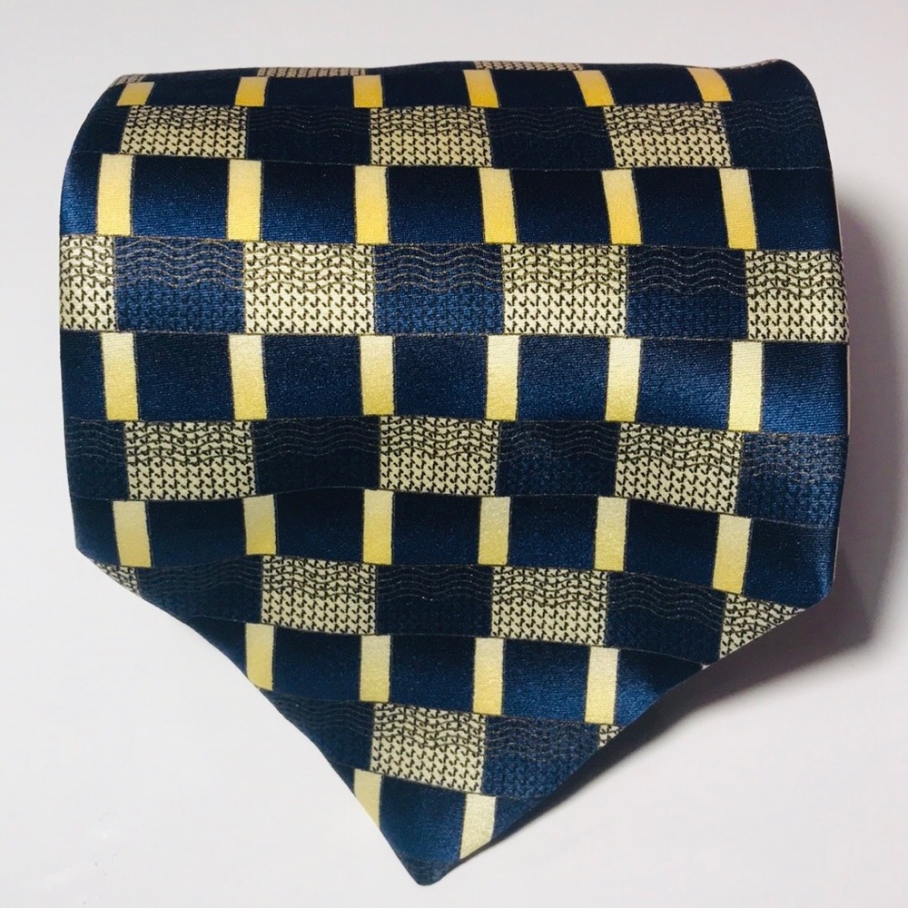 Fratelli Hand Made 100% Silk Men’s Neck Tie